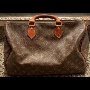 Louis Vuitton Speedy 30